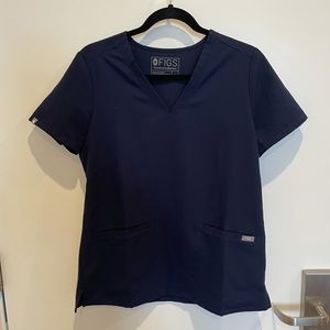 Figs classic scrub top